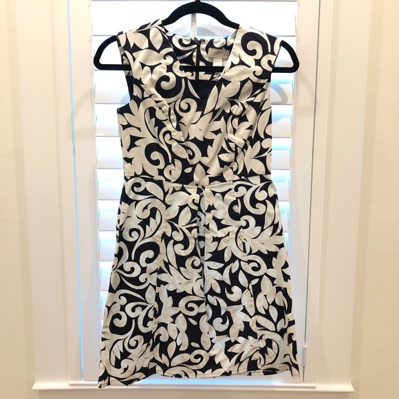 LOFT Navy and White Floral V Neck Dress - Picture 1 of 5